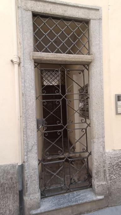 Appartement Centro Storico Piazza Vittoria à Pavie Extérieur photo