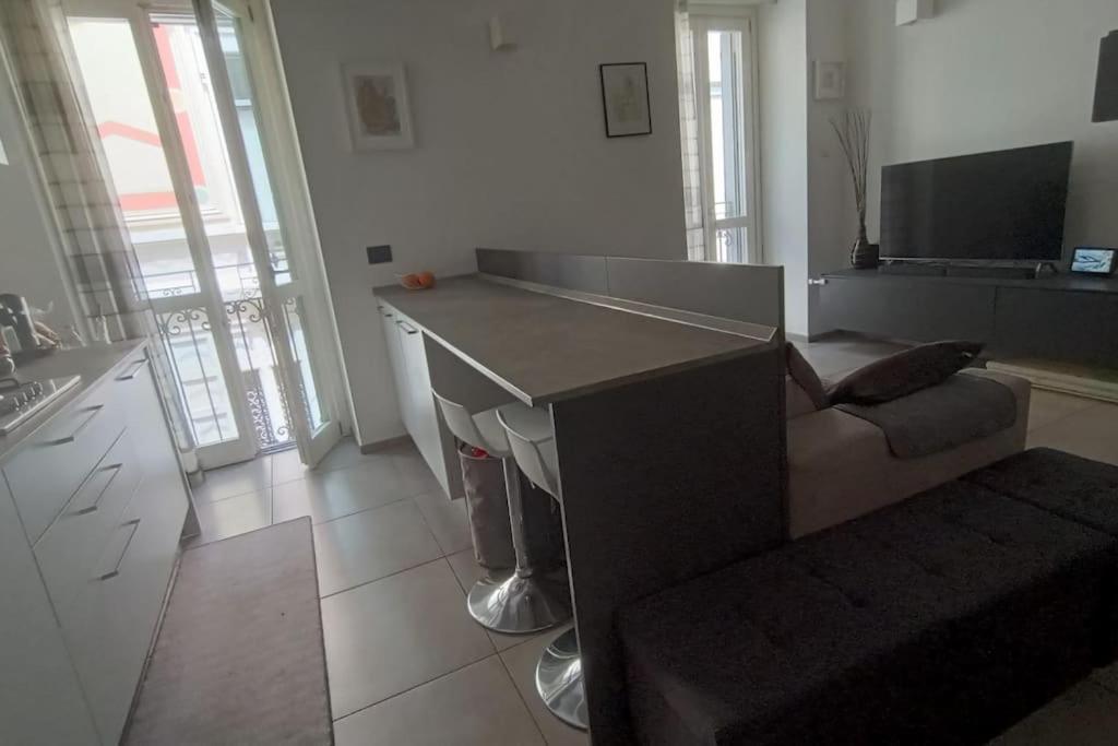 Appartement Centro Storico Piazza Vittoria à Pavie Extérieur photo